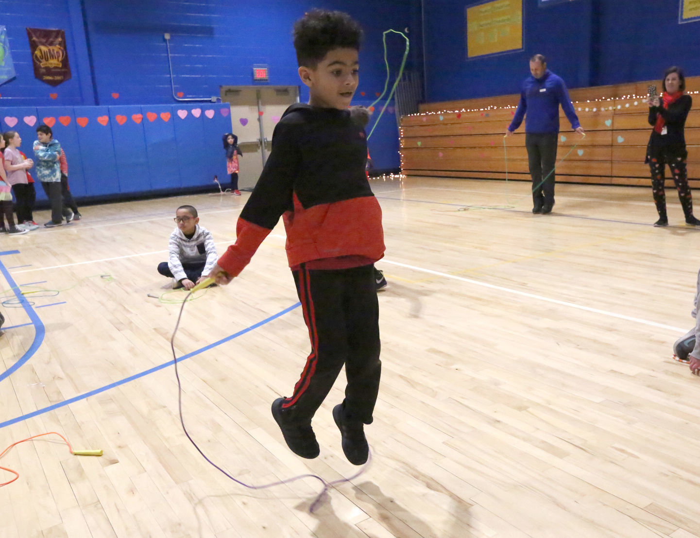 Marsh School dance and jump rope contest